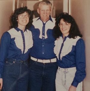 Meet your Posher, Crystal